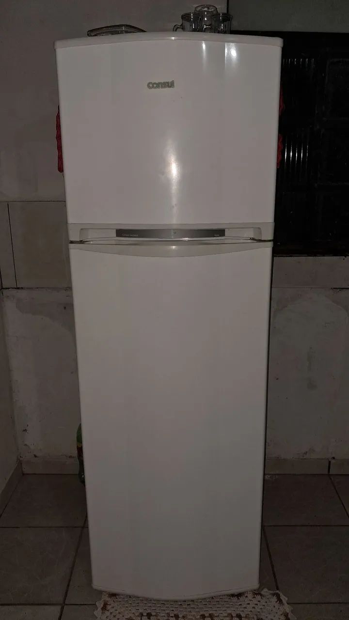 Vendo geladeira usada - Foto 6