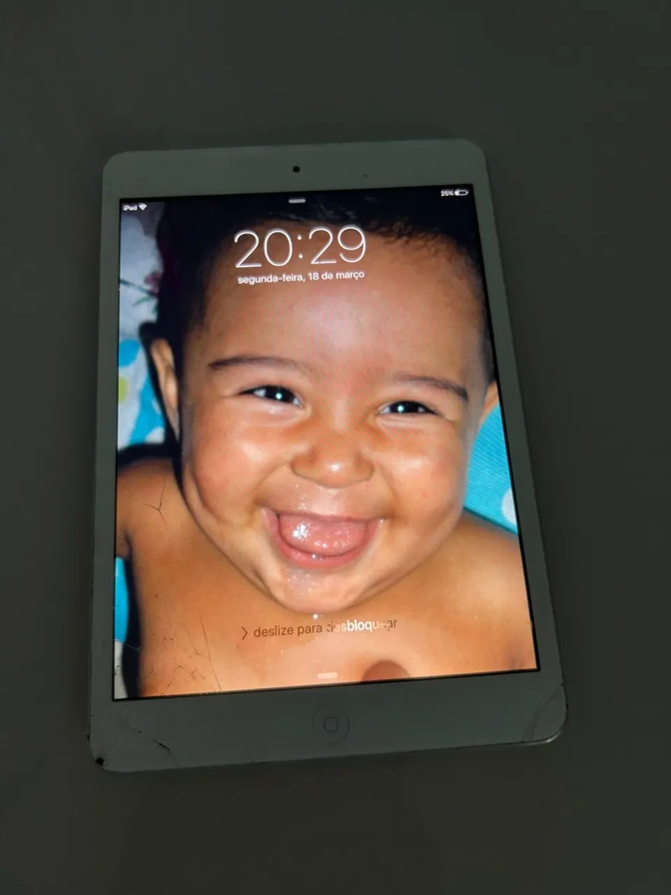 iPad mini para retirada de peças