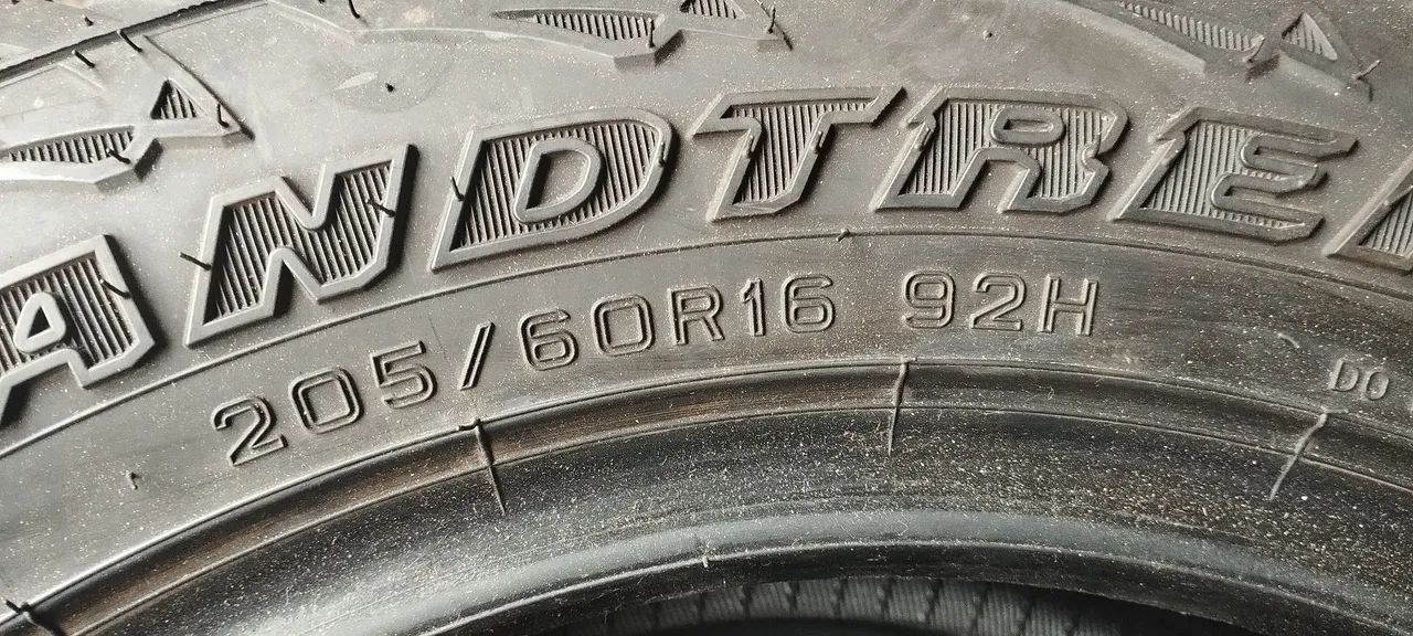 Pneus Dunlop 205/60/16 Grandtrek AT5 - Novos - Foto 2