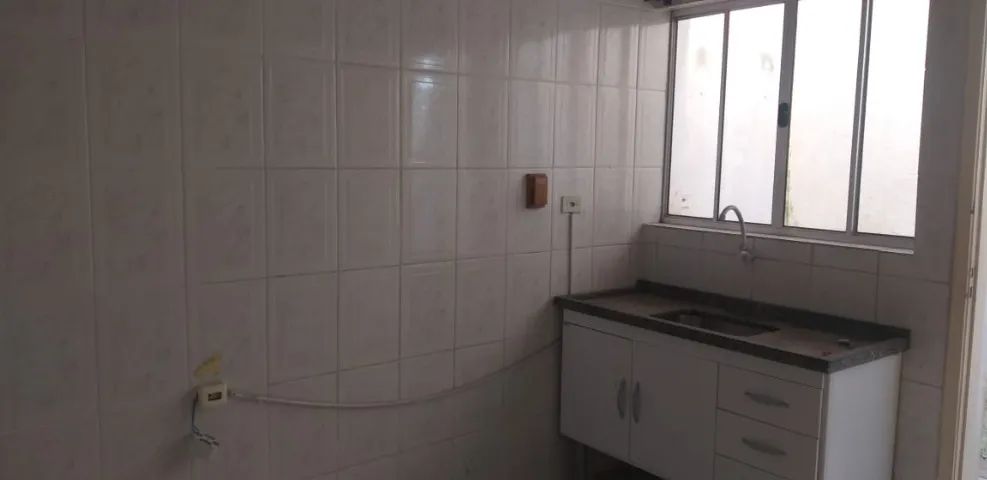 Casa com dois dormitórios - 84m²   - Foto 2