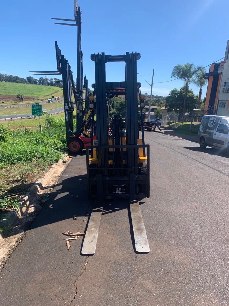 Empilhadeira Off Road! Pague o dobro pela mesma mecânica  - Foto 5