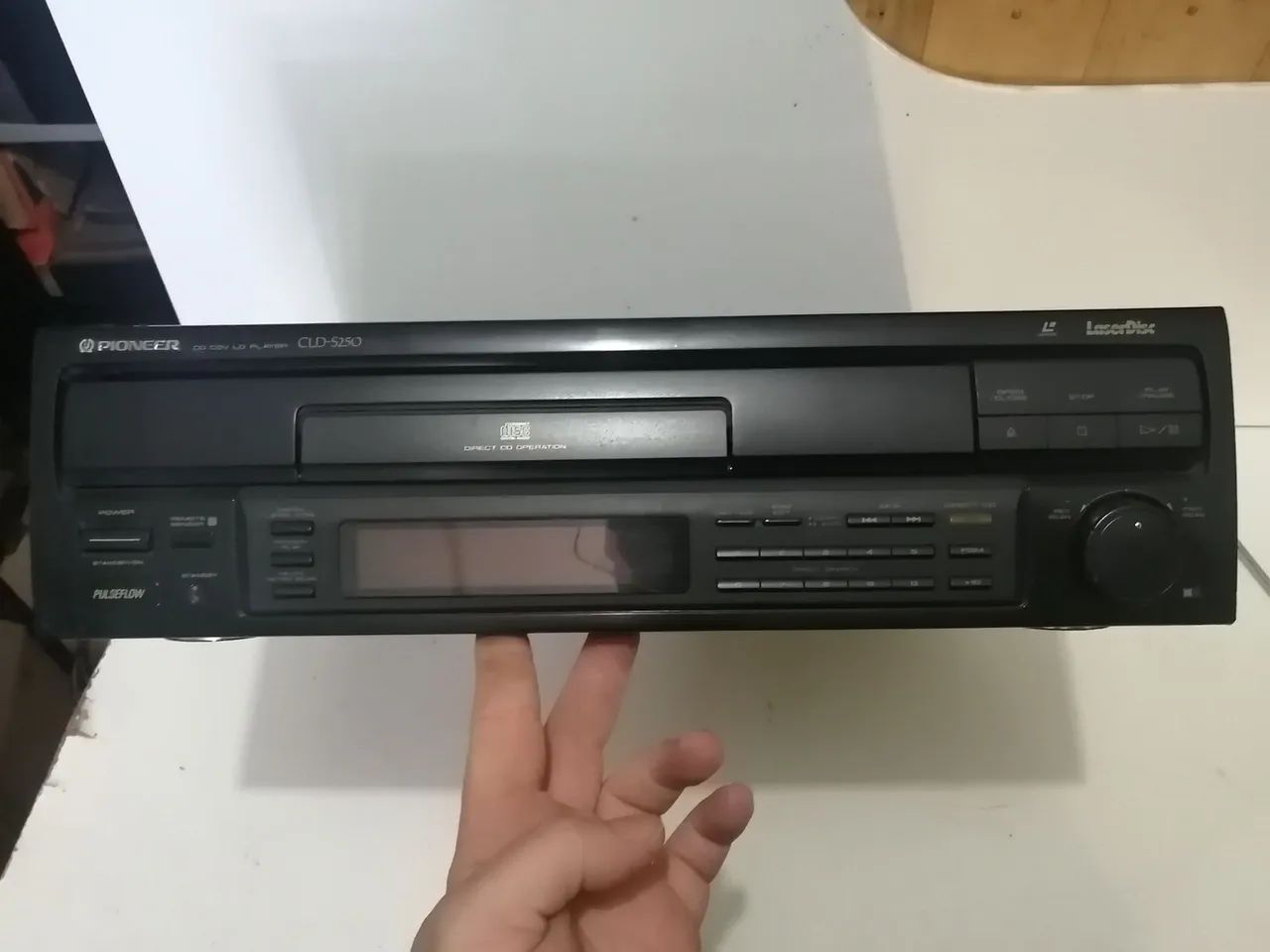 Pioneer CLD-S250 - CD/LD Player, defeito ler