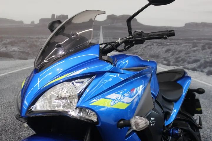 SUZUKI GSX-S 1000F 2020 - Foto 5