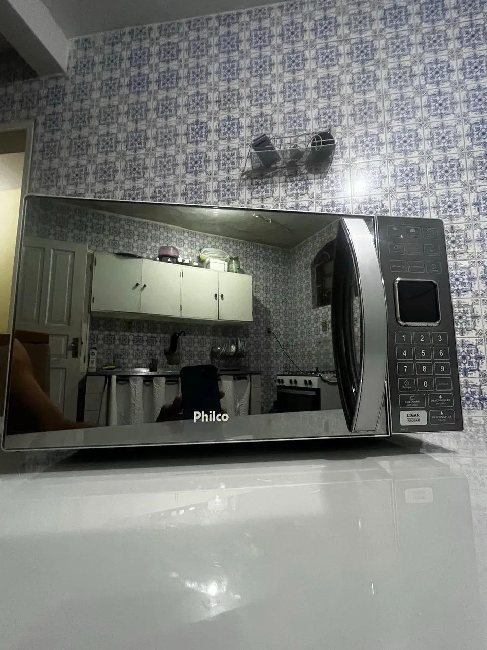 Microondas Espelhado Philco 25L - Foto 2