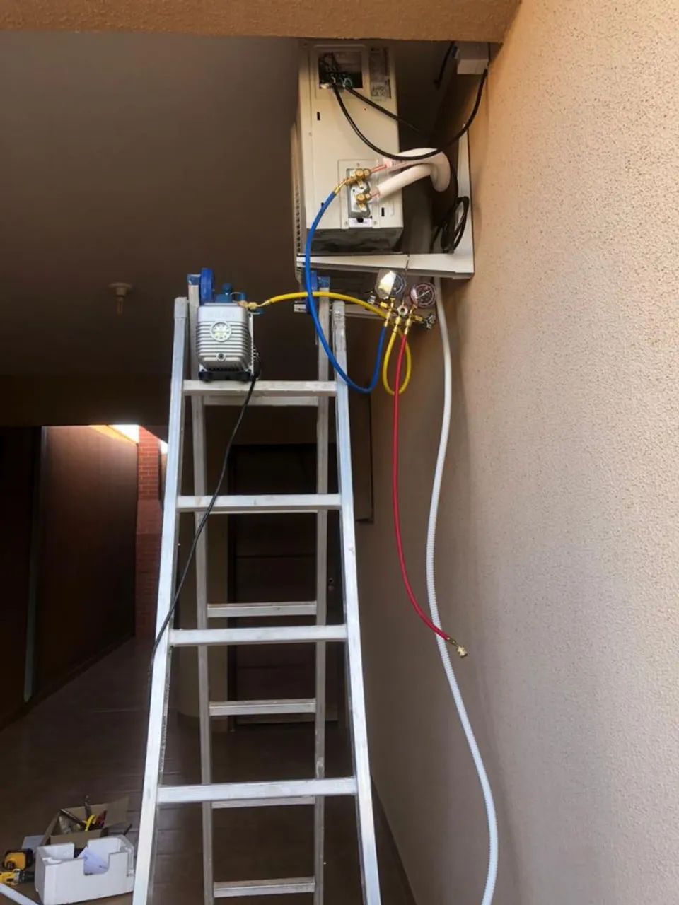 Instalação e manutenção de Ar condicionado - Foto 5