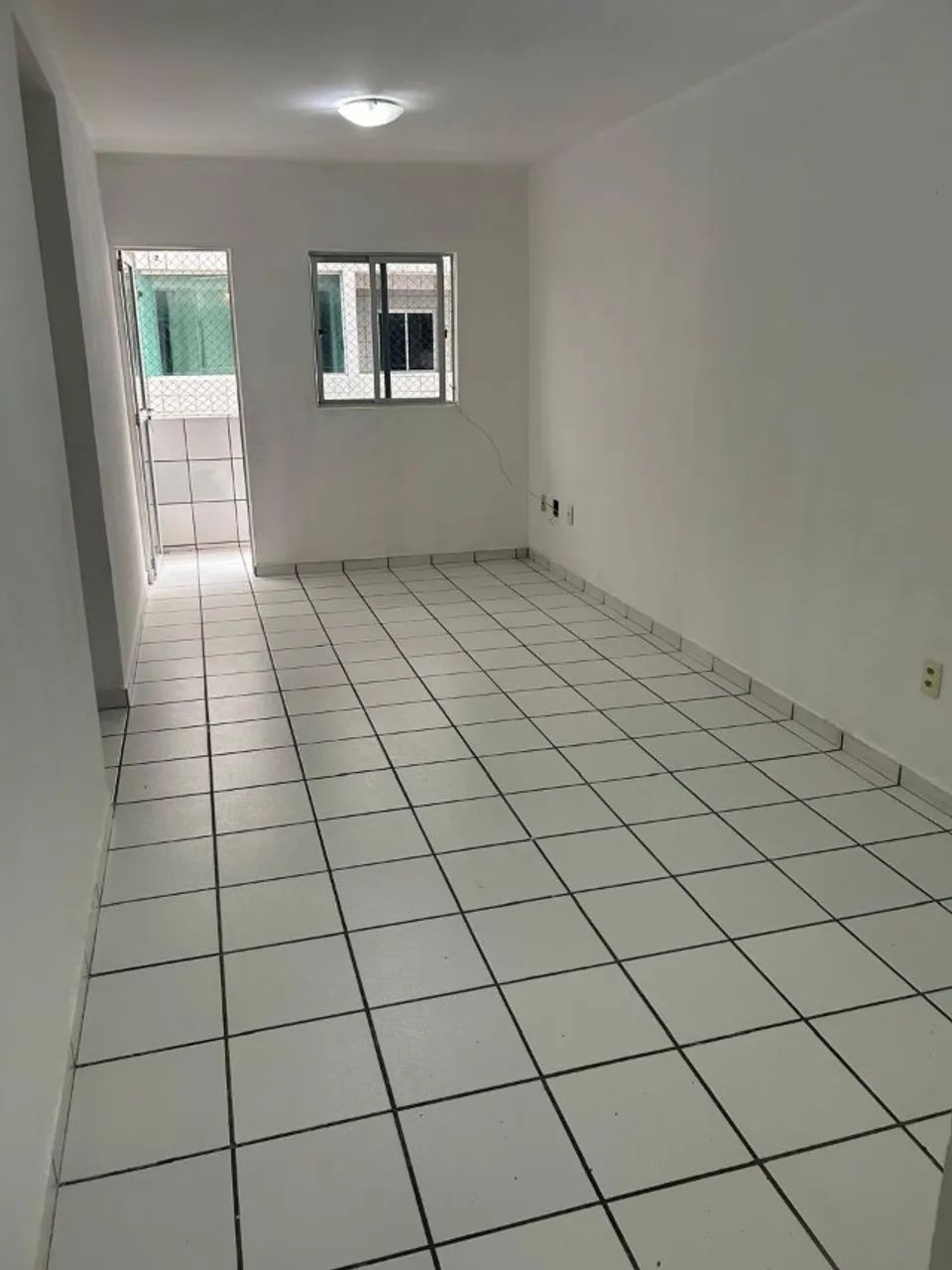 Apartamento para alugar no Aeroclube 3 quartos 2000 reais 