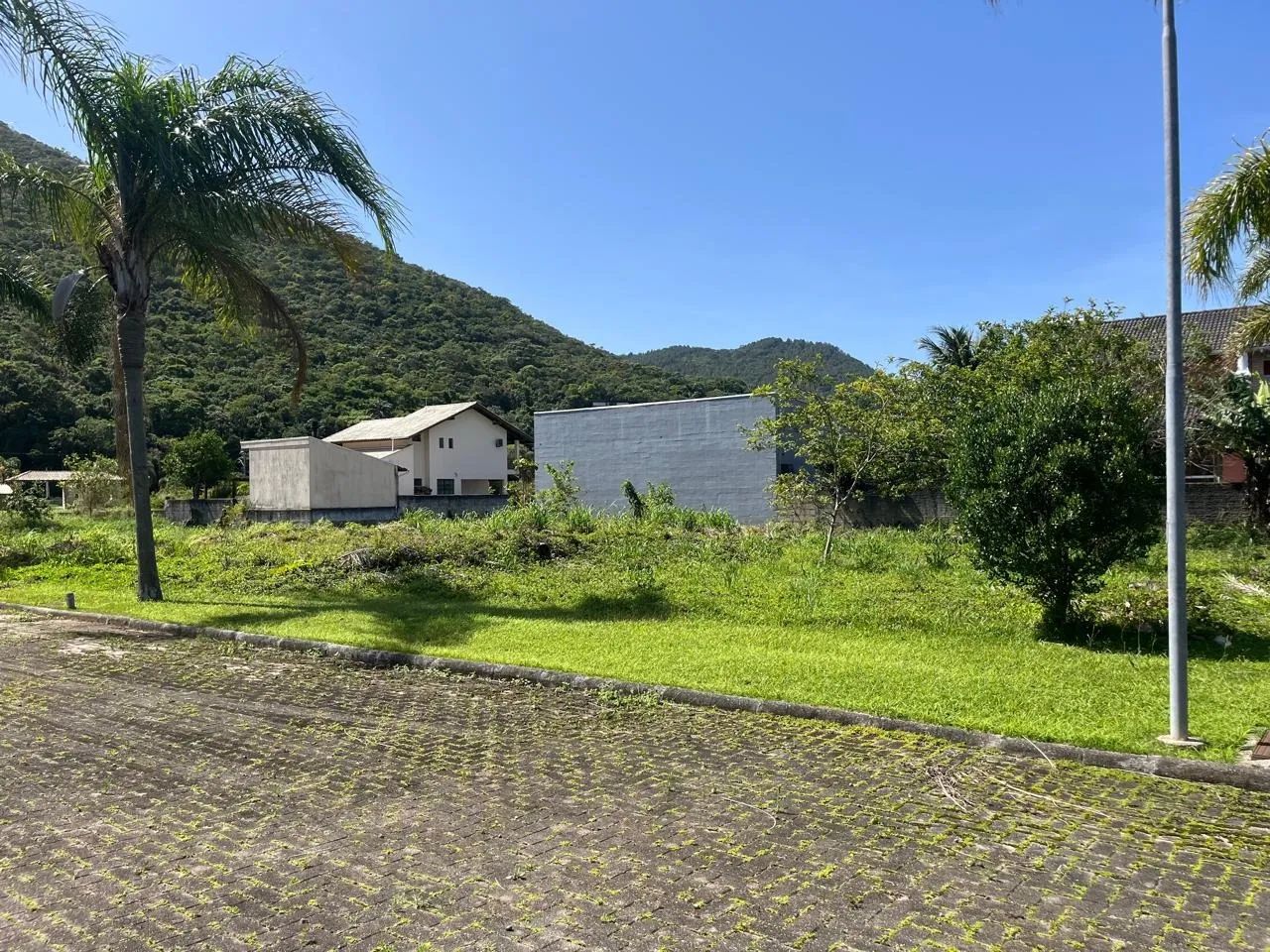 Terreno com 375 m2 no bairro Pântano do Sul em Florianópolis SC - Foto 5