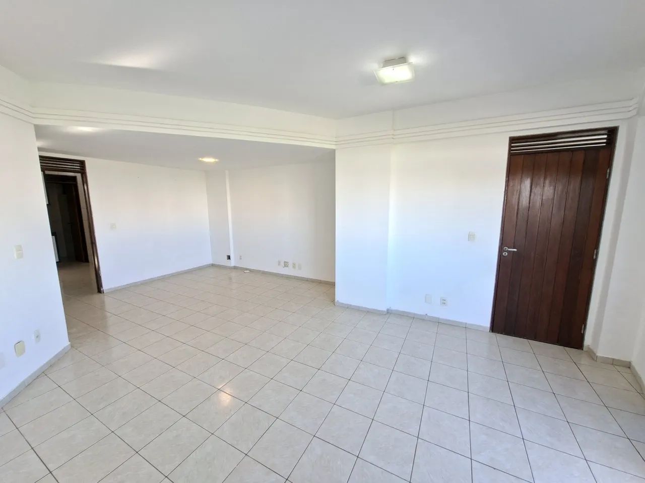 Apartamento em Ponta de Campina 03 Suítes + Dce 130m² - Foto 2