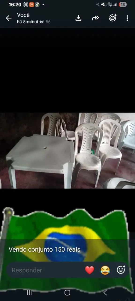 Conjunto de mesa e cadeira 