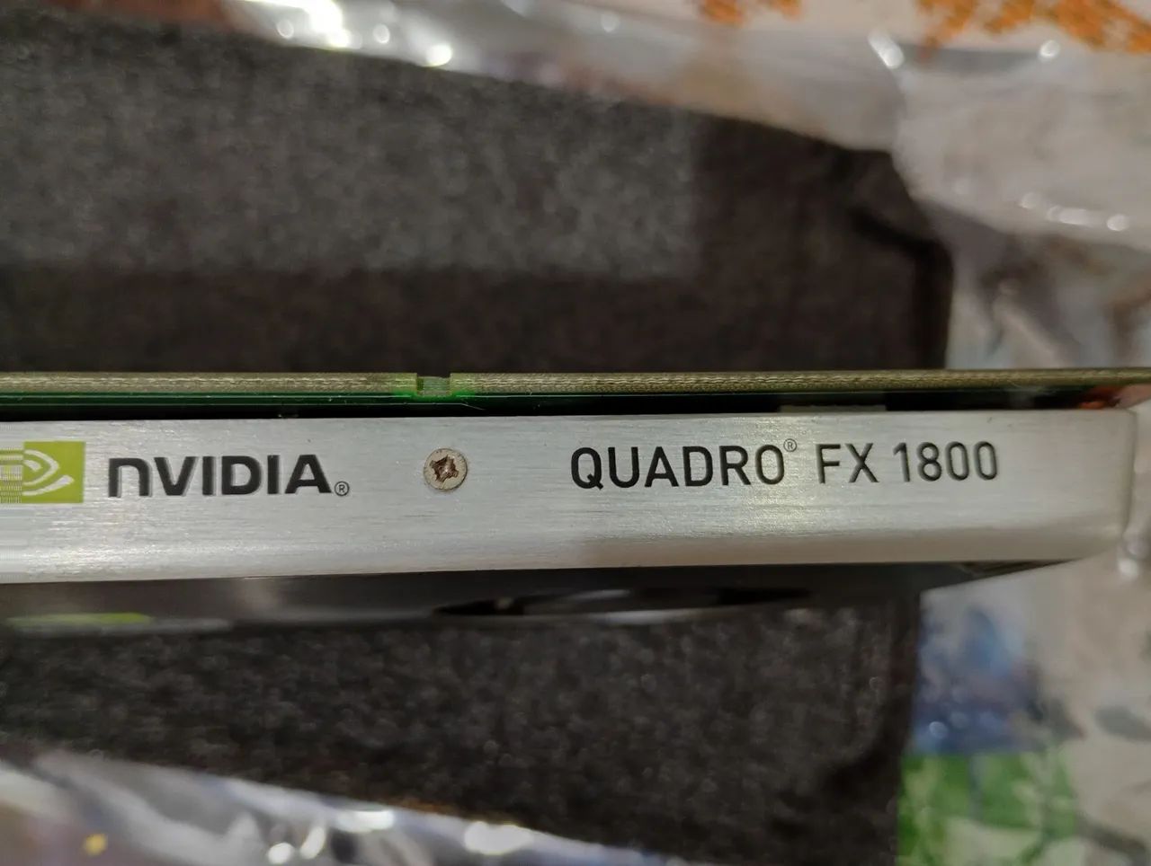 Placa de vídeo NVidia quadro fx 1800 - Foto 2
