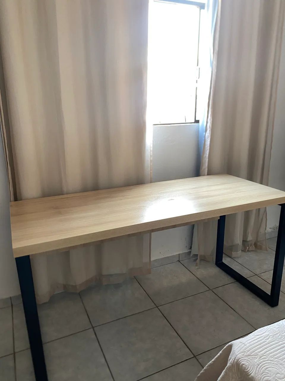 Mesa de Escritório/Computador - Foto 2