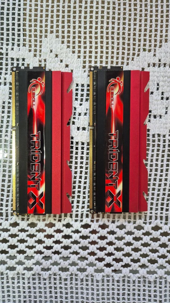 Memória RAM DDR3 4GB Trident X G.Skill
