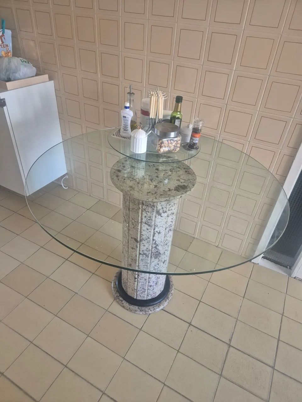 Vendo "MESA de VIDRO"
