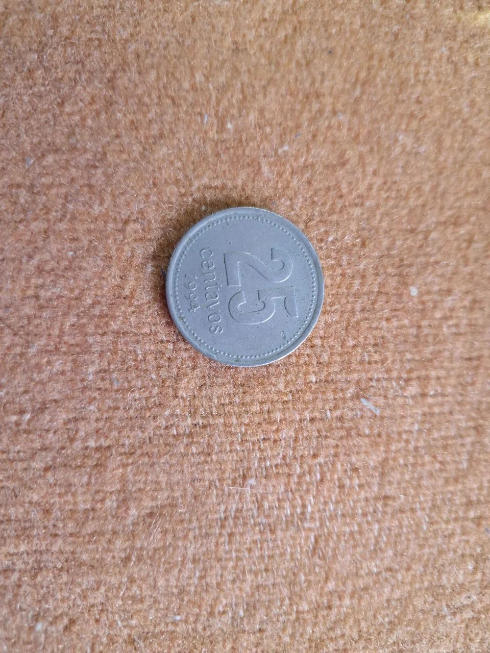 Moedas antigas de outros países.  - Foto 3