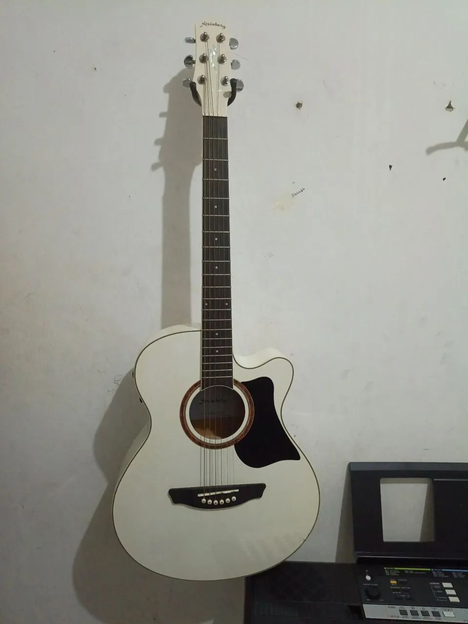 Strinberg modelo BE30c WH vendo e troco em caixa de som e microfone