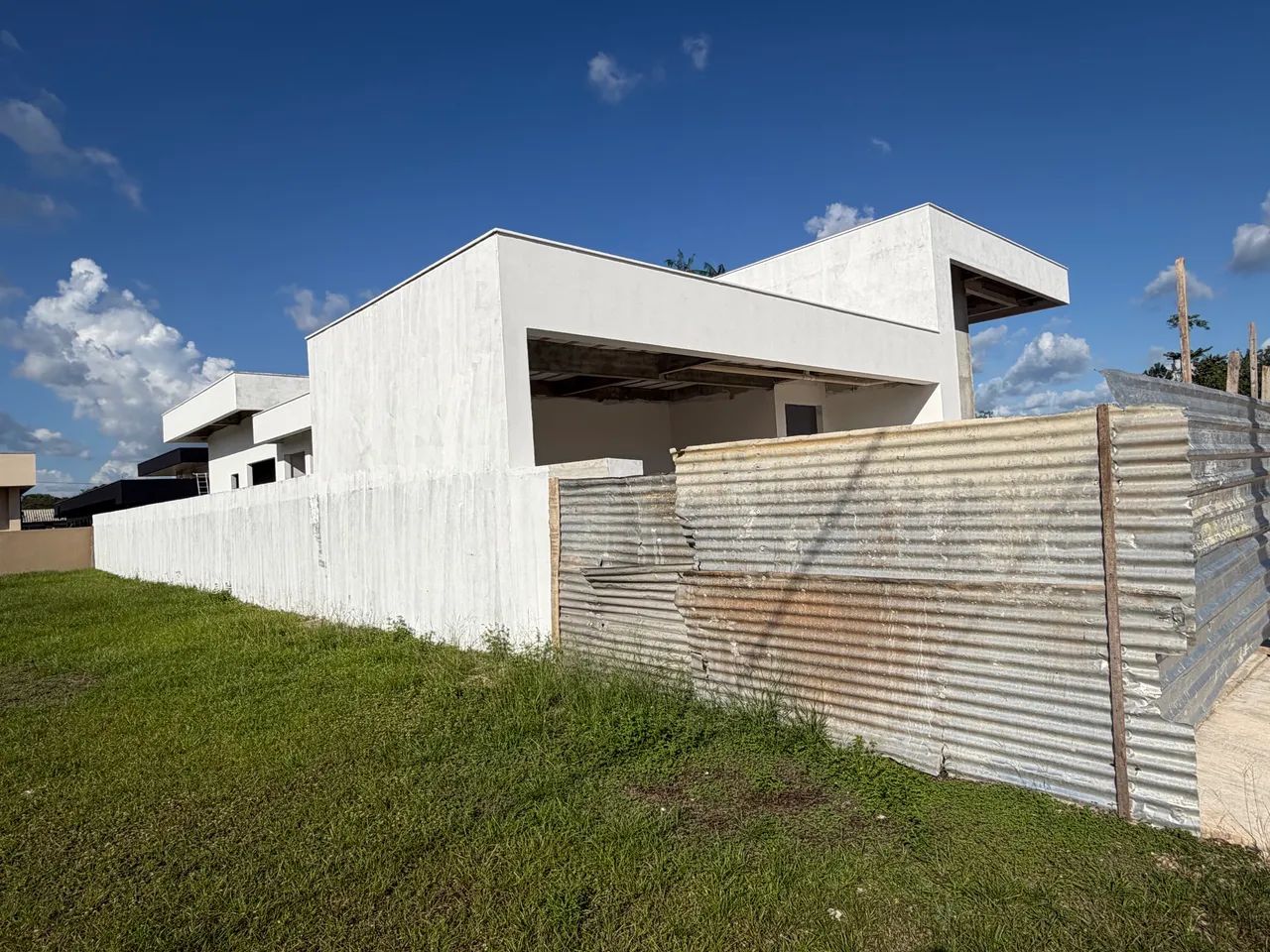 VENDO CASA EM CONSTRUÇÃO  OPORTUNIDADE  - Foto 2
