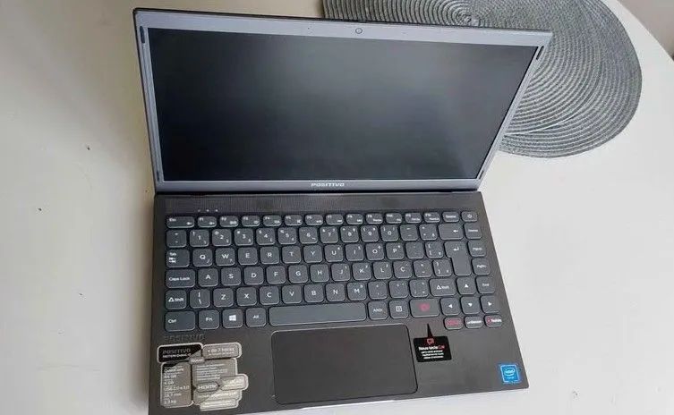 Notebook Positivo 