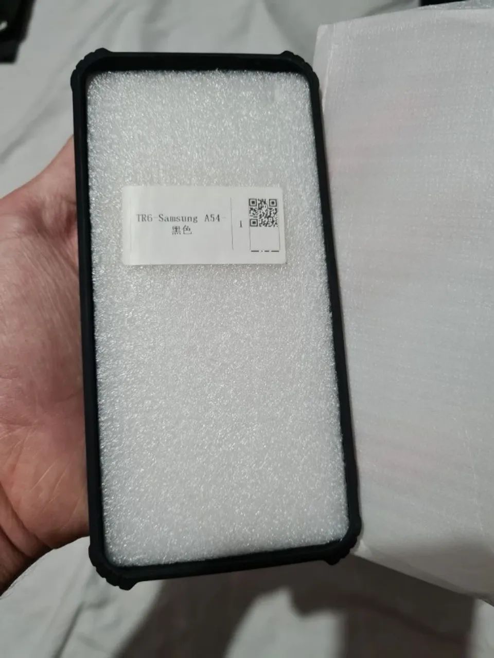 Capa para celular Samsung A54 cor preta e transparente - Foto 3