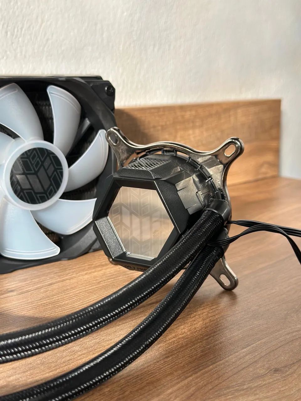 Water cooler Asus TUF pra intel 