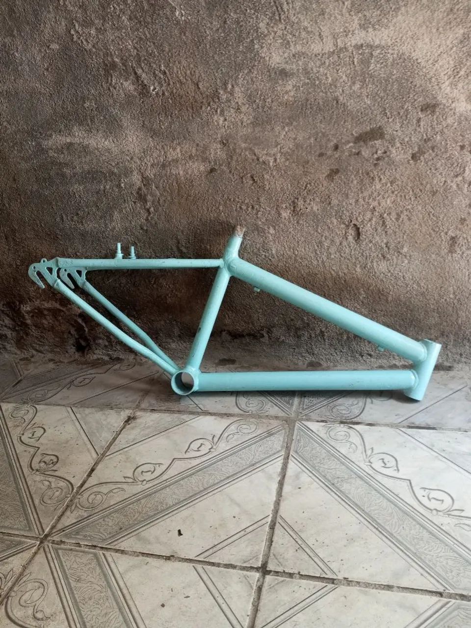 Quadro de bicicleta aro 20 excelente