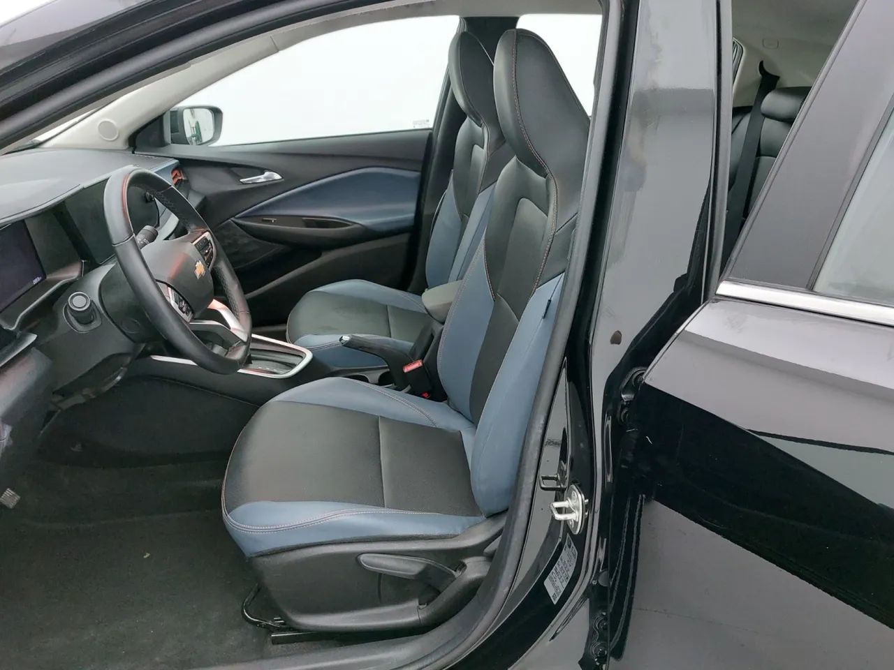 Chevrolet Onix Hatch Premier 1.0 12V TB Flex Aut. 4P, foto 16 de 18