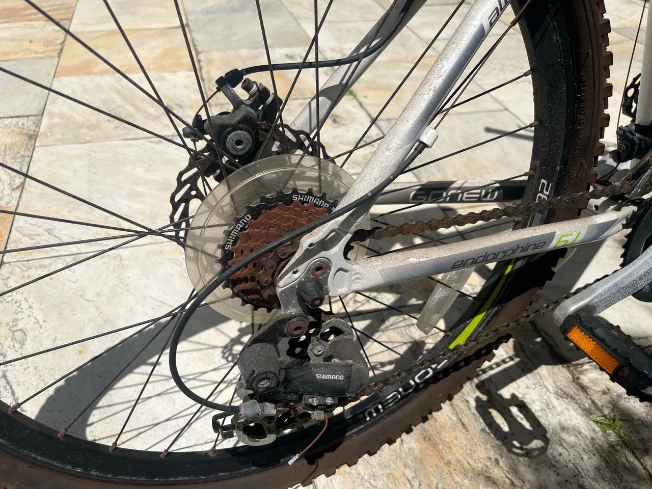 Bicicleta alumínio aro 26 quadro 19 - Foto 3