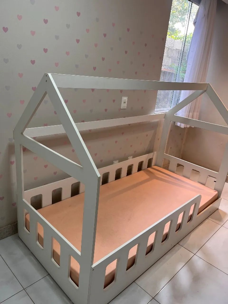 Cama Montessoriana