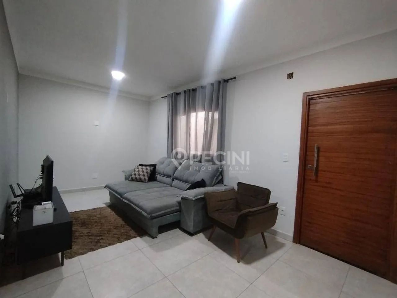 Casa para venda em Santa Gertrudes.