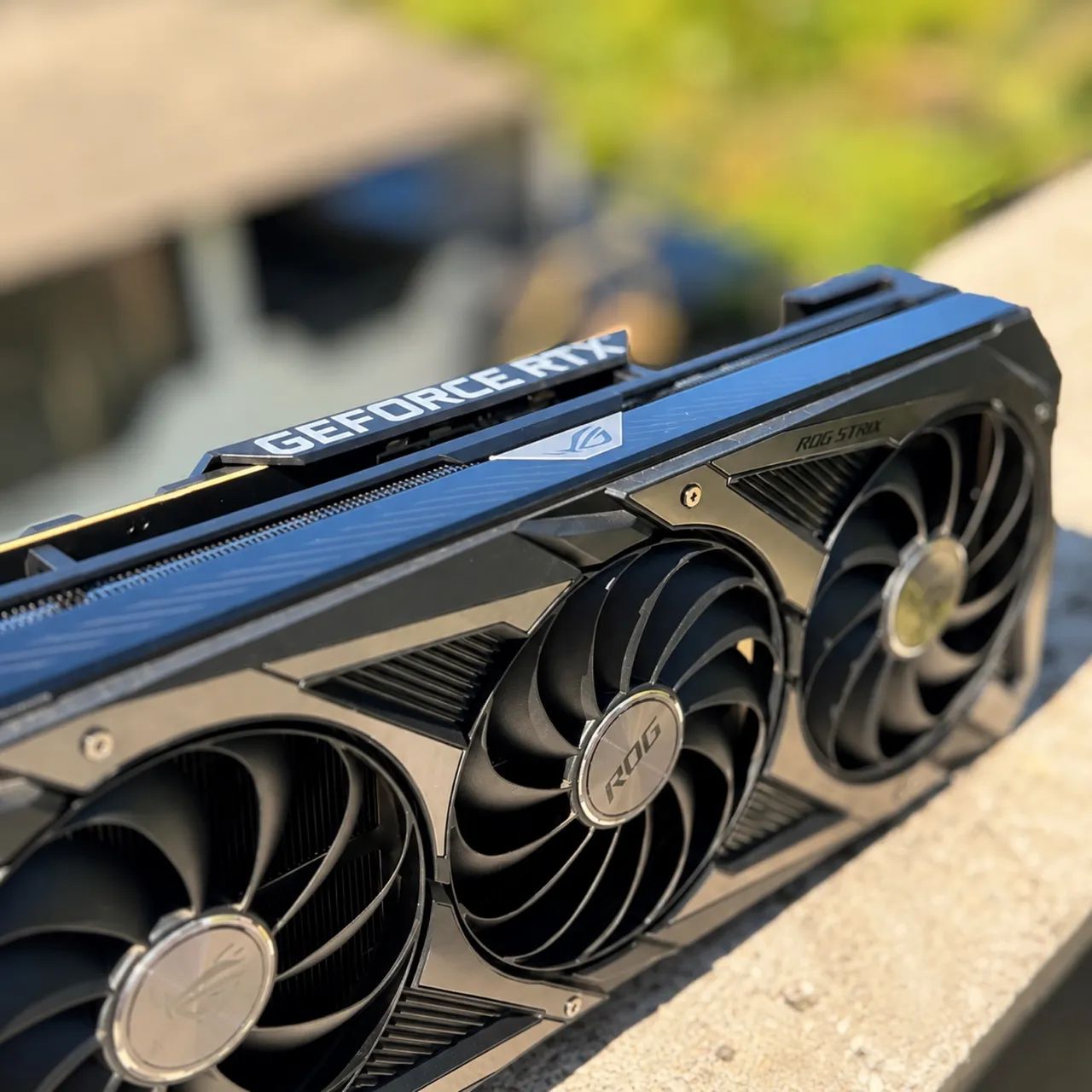 RTX 3070 ASUS ROG STRIX 8GB - Foto 2