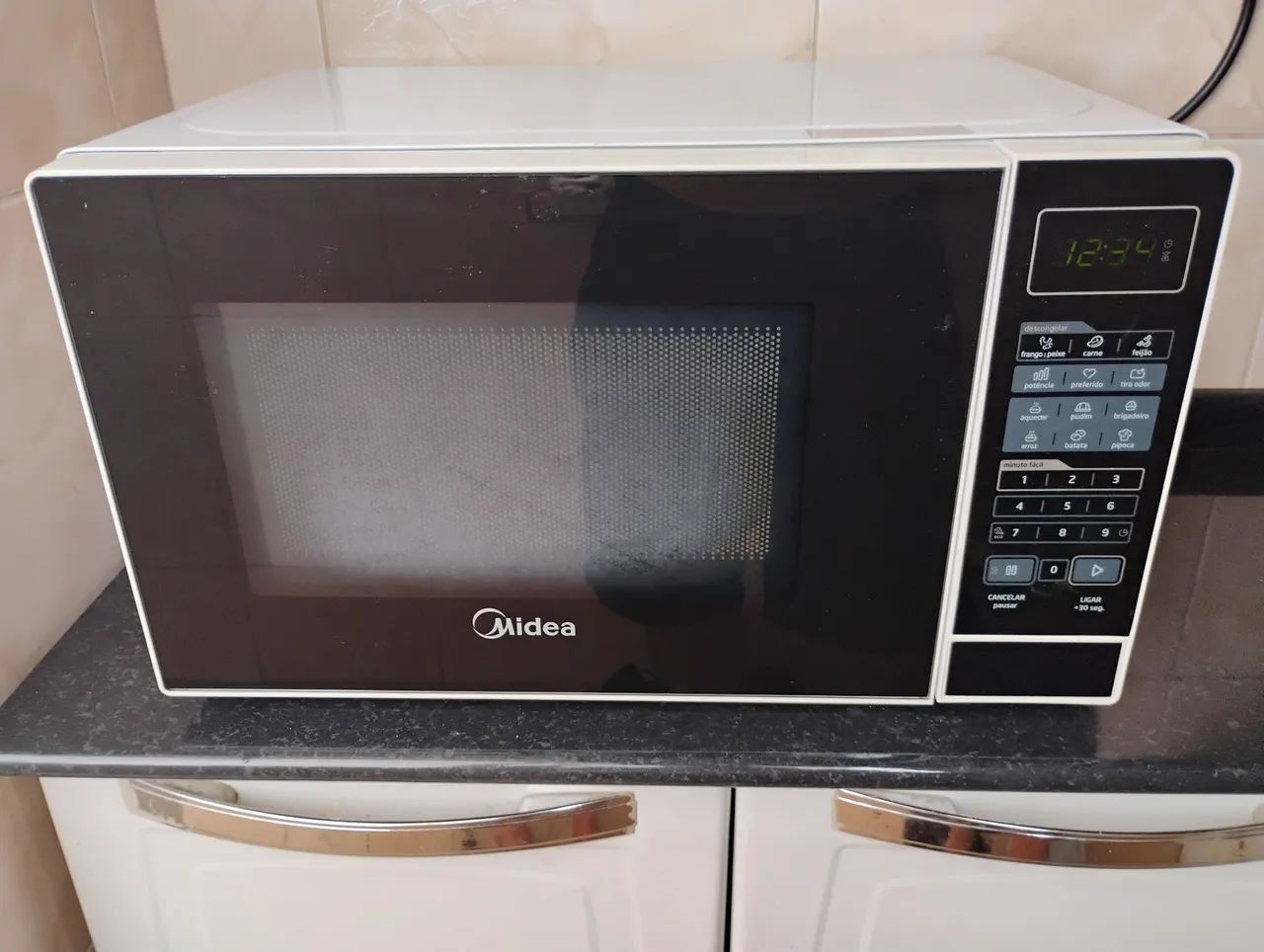 Microondas Midea 20L 