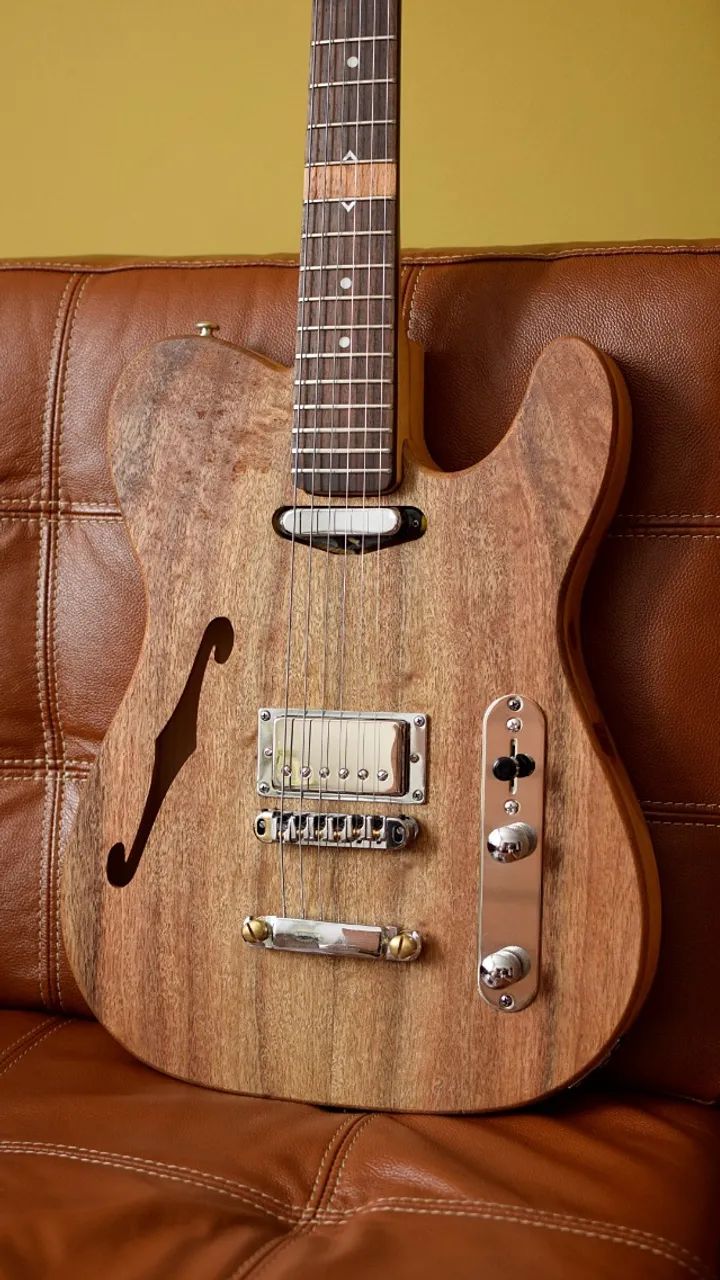 Guitarra Telecaster Custom Thinline SH pinho e sete copas (TL002
