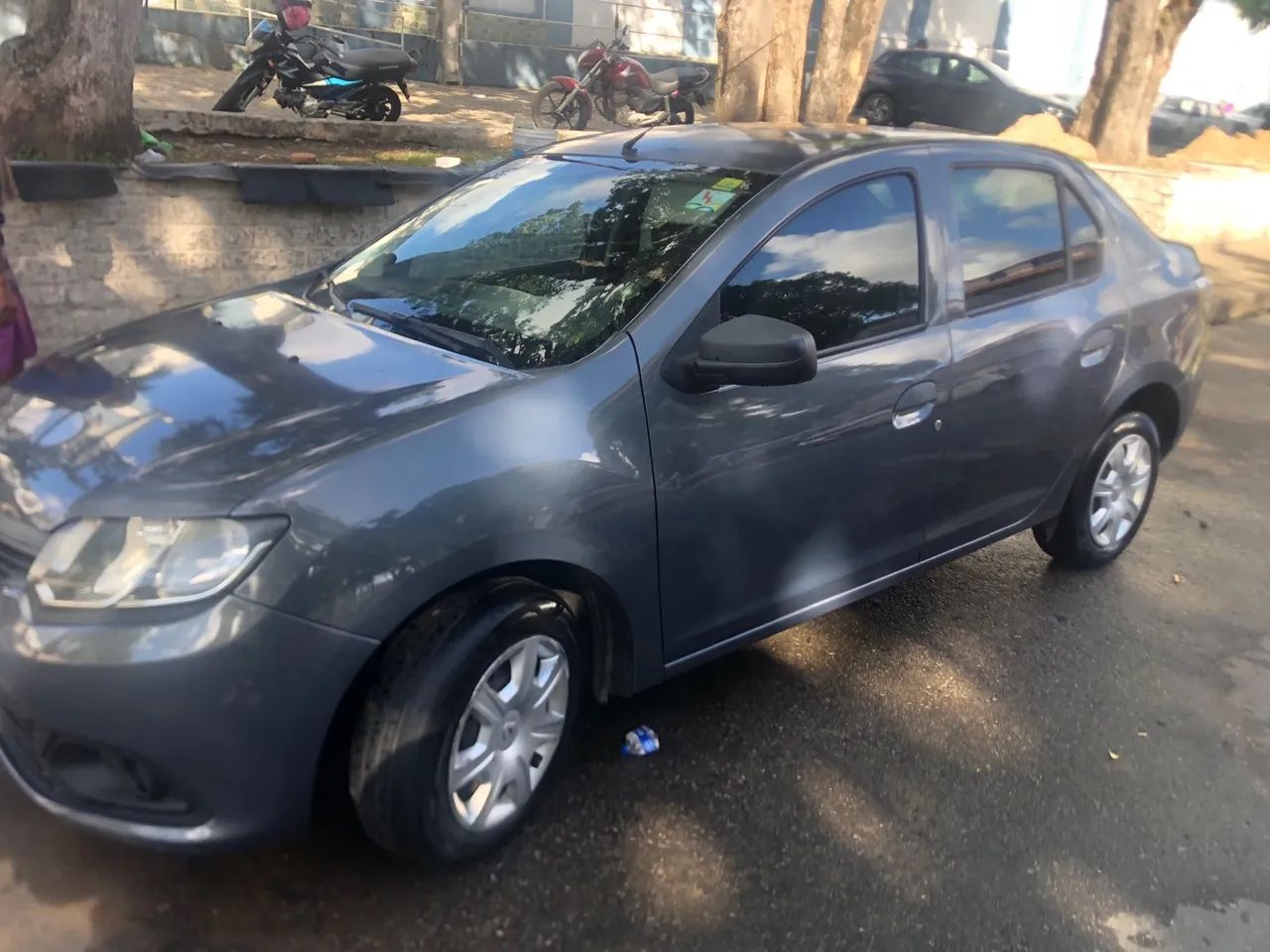 Renault Logan Authentique Flex 1.0 12V 4P 2018 - Foto 2