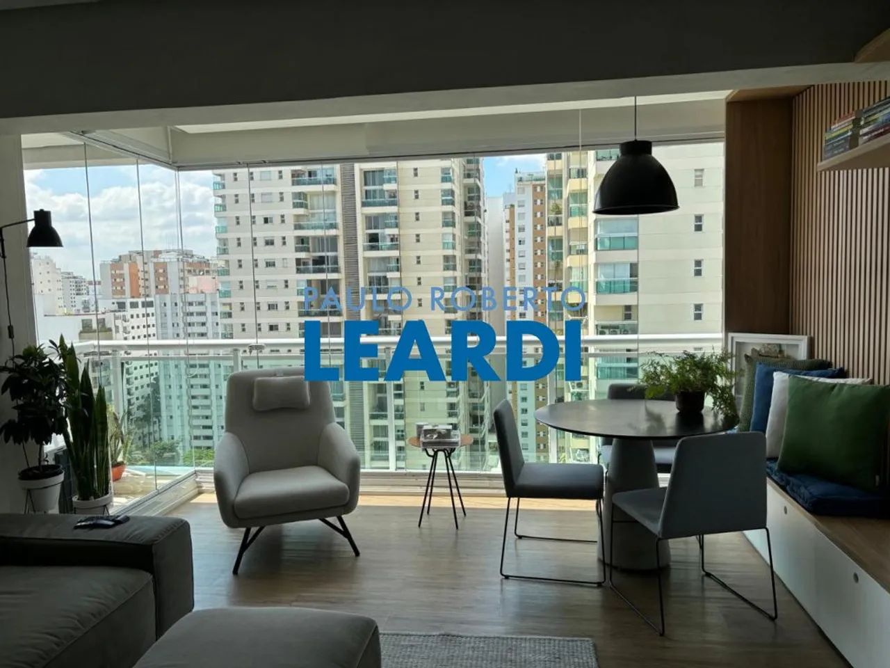 APARTAMENTO - CAMPO BELO - SP