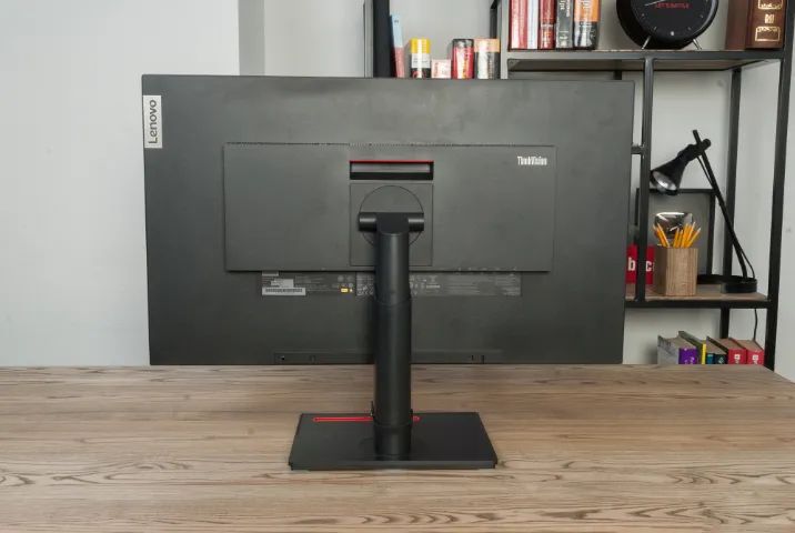 ThinkVision 4K 32 polegadas Monitor profissional Lenovo - Foto 2