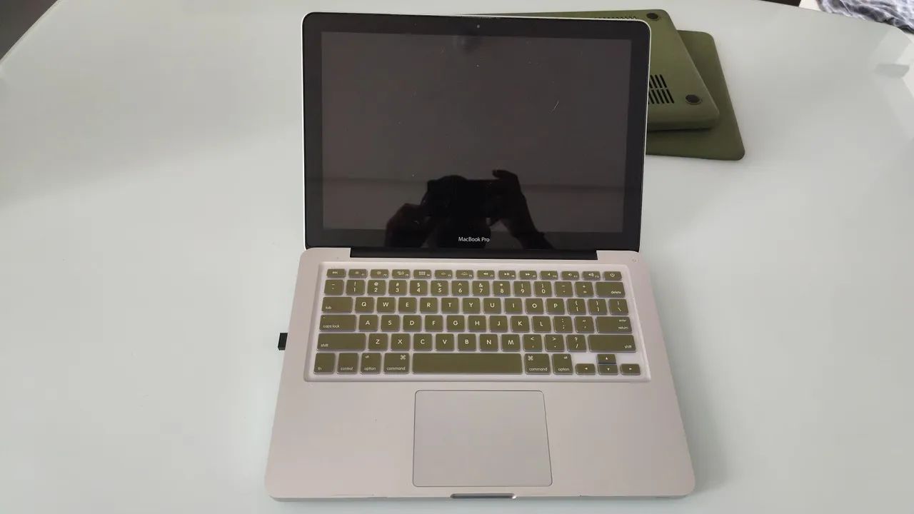 Macbook Pro 13 (MID 2010)