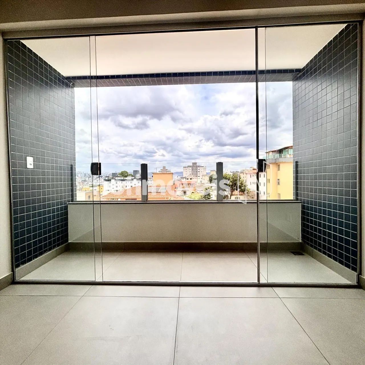 Apartamento 3 quartos com excelente padrão de acabamento no Caiçara - Foto 5