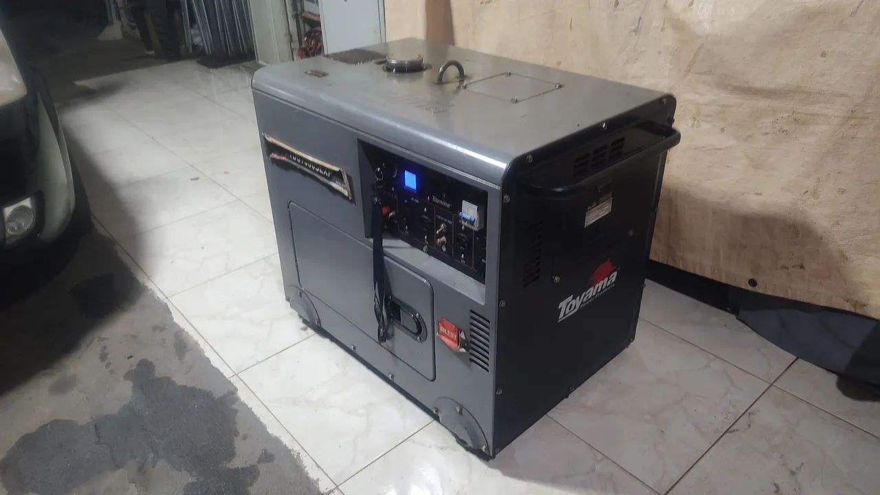 Gerador Toyama TDG EXP 7000 A DISEL 6 KVA FUNCIONANDO    4850 Reais , MEU ZAP * - Foto 3