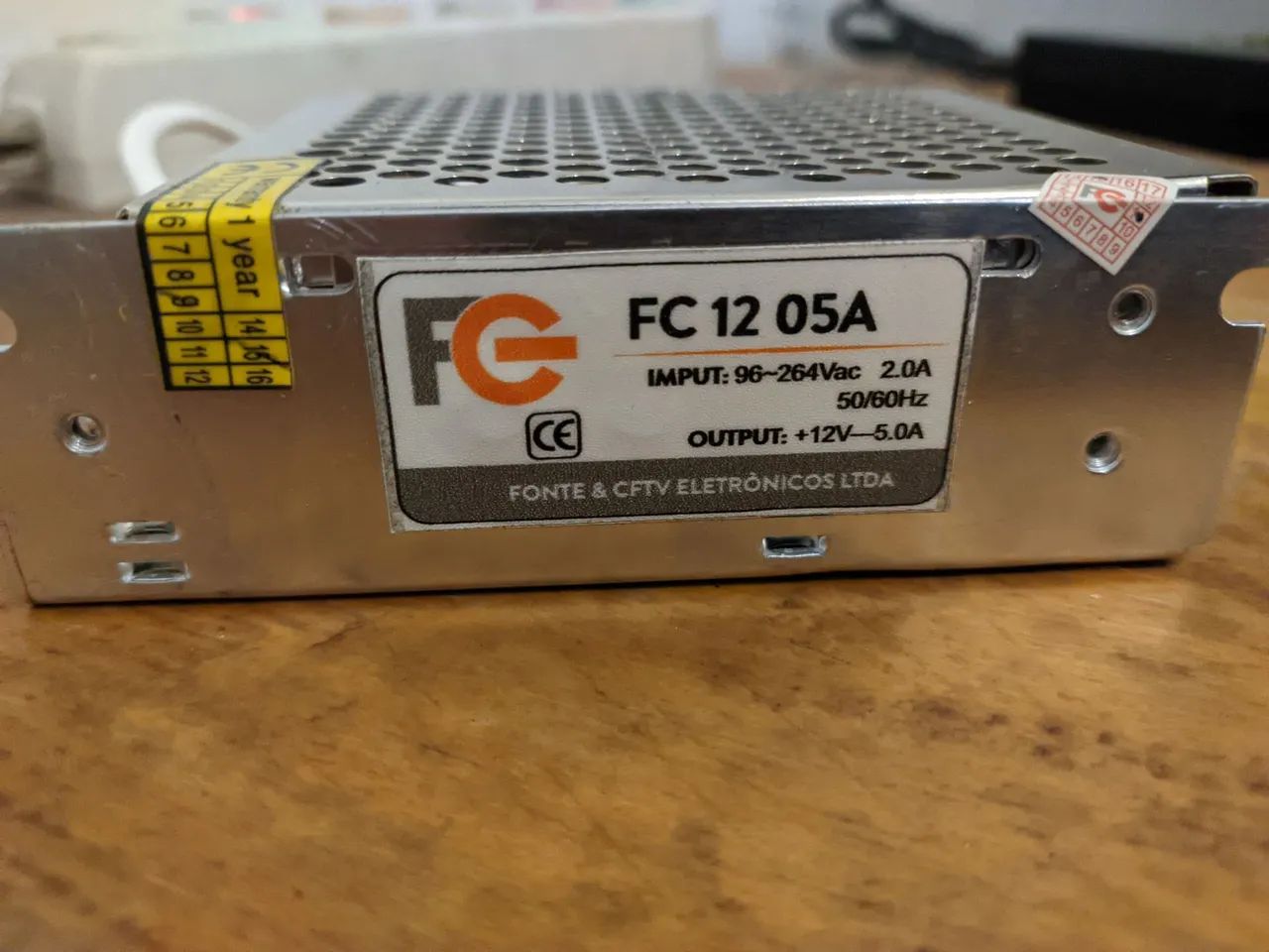 Fonte Colmeia 12v 5a semi nova CFTV Olx Pay - Foto 3