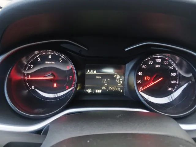 Chevrolet Onix Plus LT 1.0 12V TB Flex Mec. 4P, foto 9 de 17