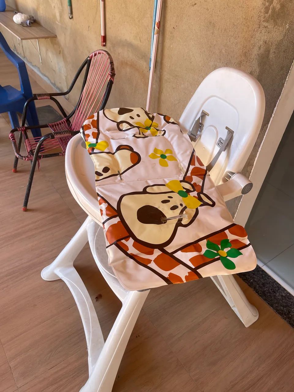 Cadeira de alimentação 