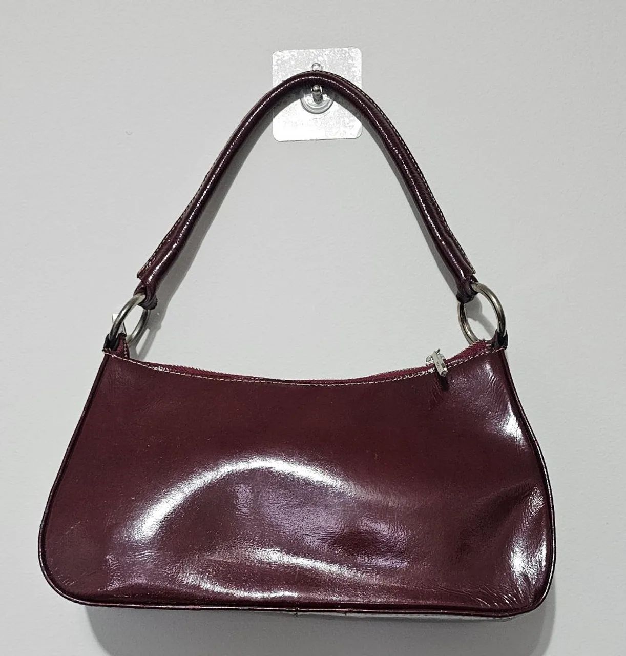 Bolsa Corello em couro e verniz - Foto 2