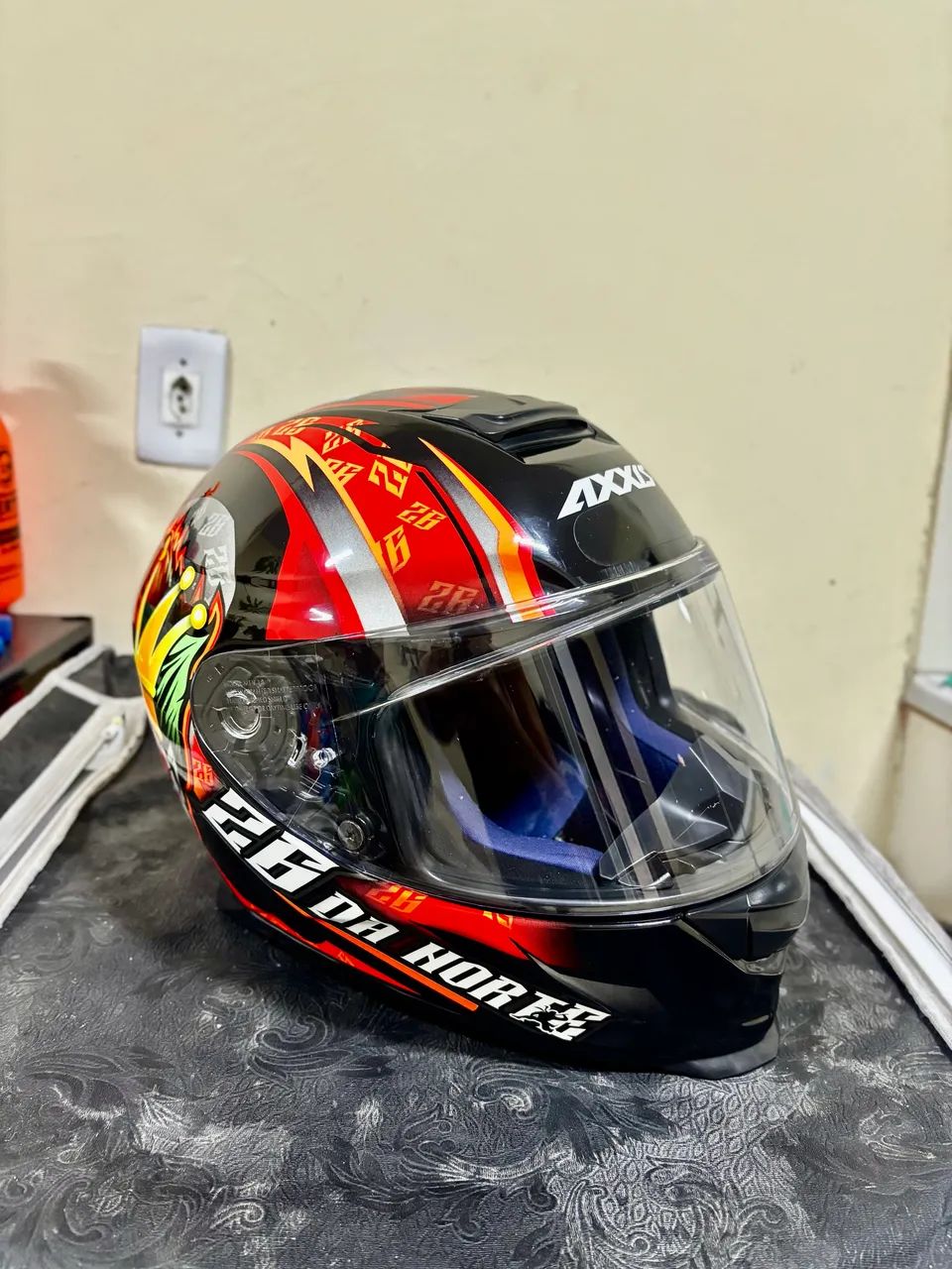 Capacete Axxis Eagle com fone de Ouvidos 