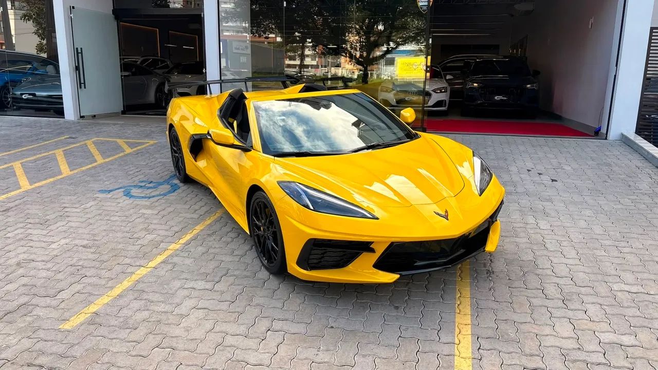 Chevrolet Corvette 6.2 STINGRAY CONVERSÍVEL V8 GASOLINA 2P AUTOMÁTICO 2025