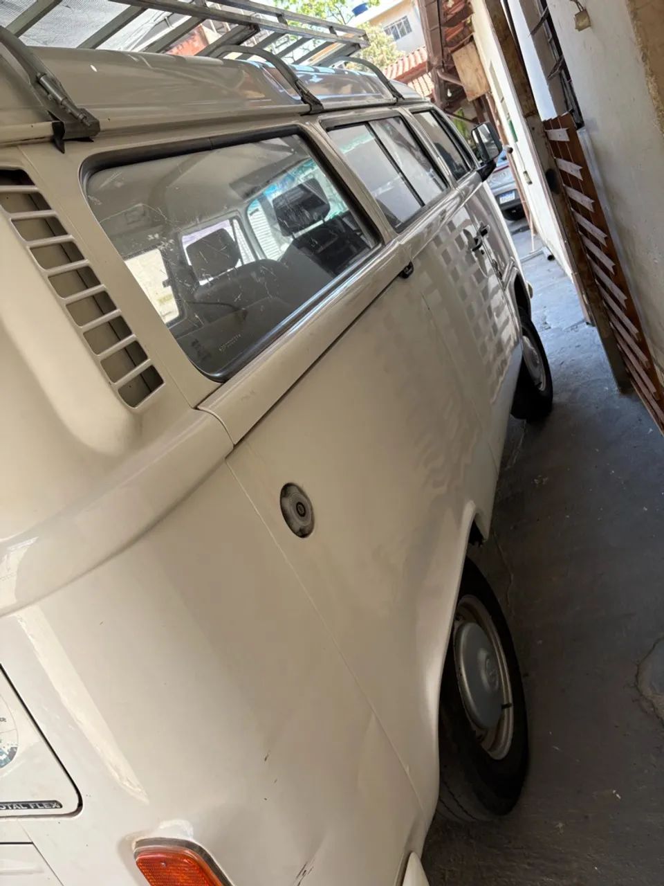 Volkswagen Kombi STANDARD 1.4 MI TOTAL FLEX 8V 2011