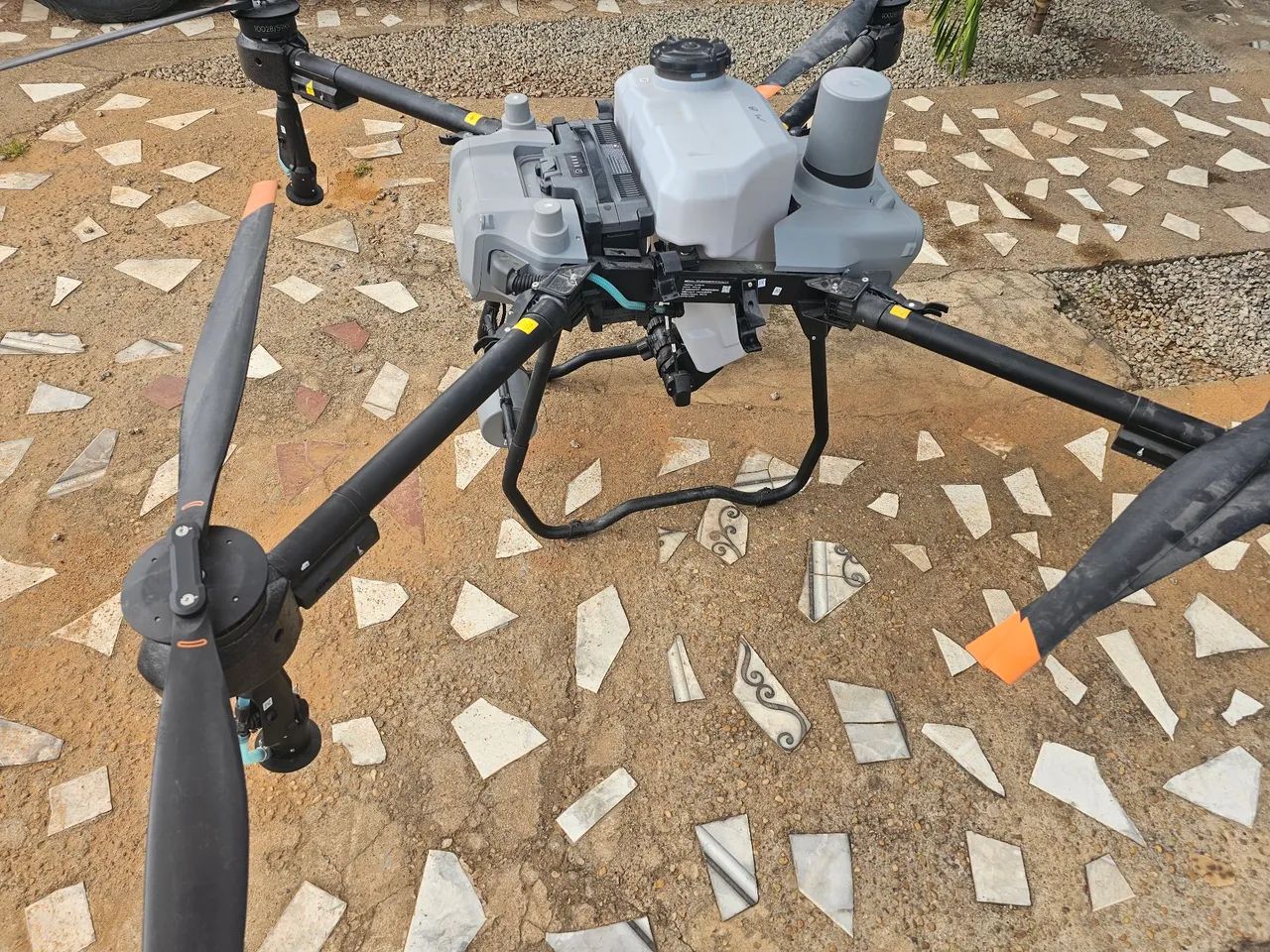 Vende se um drone T25 dji completo - Foto 5