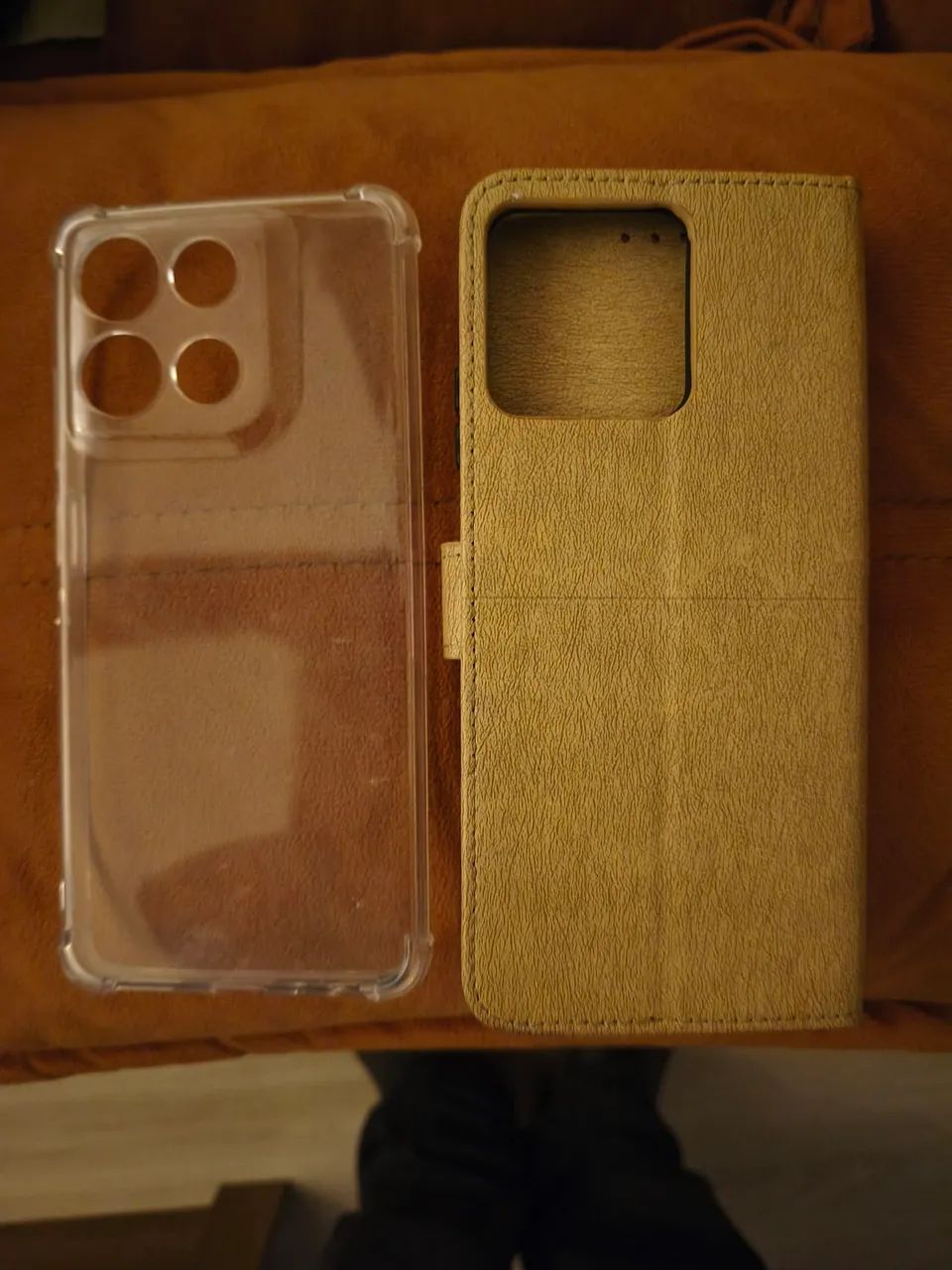 Capa celular Motorola g56