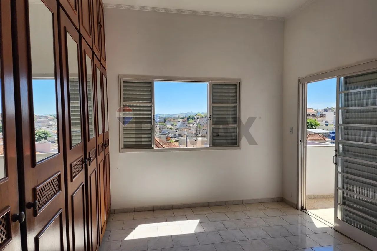 Casa 4 dormitórios Bairro Bela Vista. - Foto 4