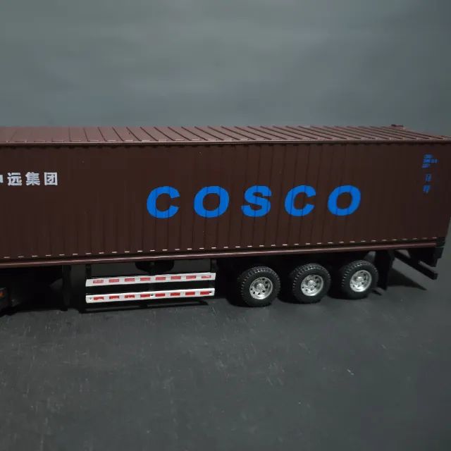Caminhão Carreta de brinquedo Com Luz E Som 31cm Colecionável - Foto 6