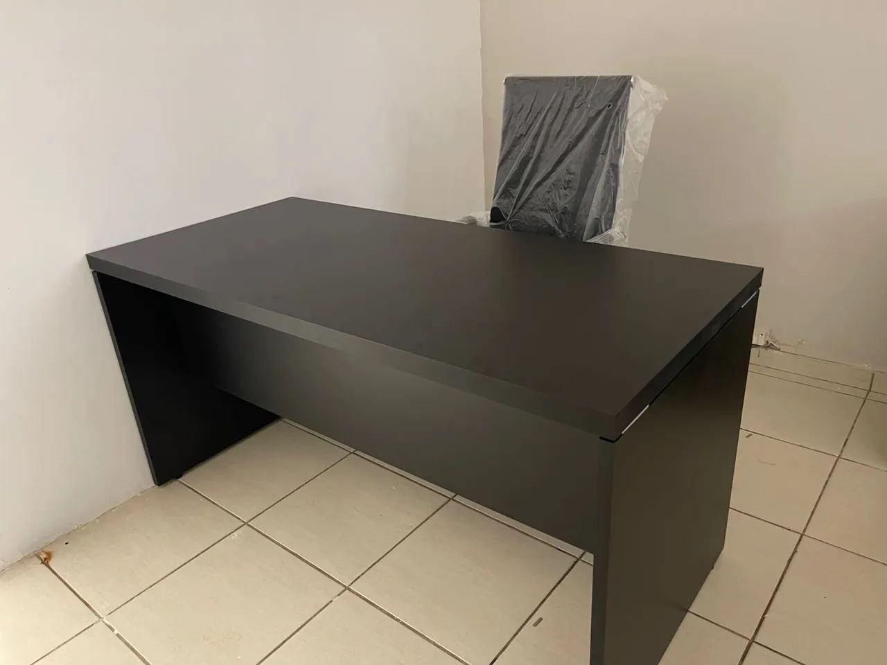 MESA DE ESCRITORIO 1.50 COM ARMARIO - LOJA IKONMIXOFFICE  - Foto 2