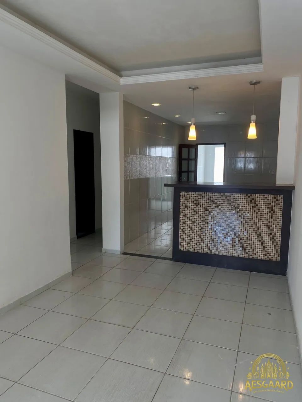 CASA COM 3 DORMITÓRIOS EM MANGABEIRA